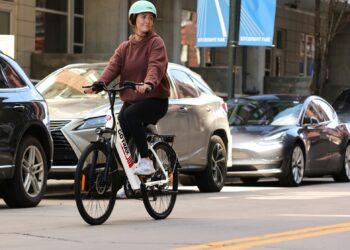 Was sollten Sie bei Elektrofahrrädern (E-Bikes) im Straßenverkehr beachten